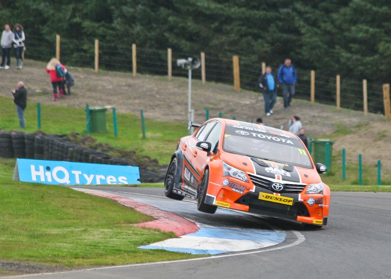 BTCC_races_Knockhill_August_26th_2012 (6).jpg